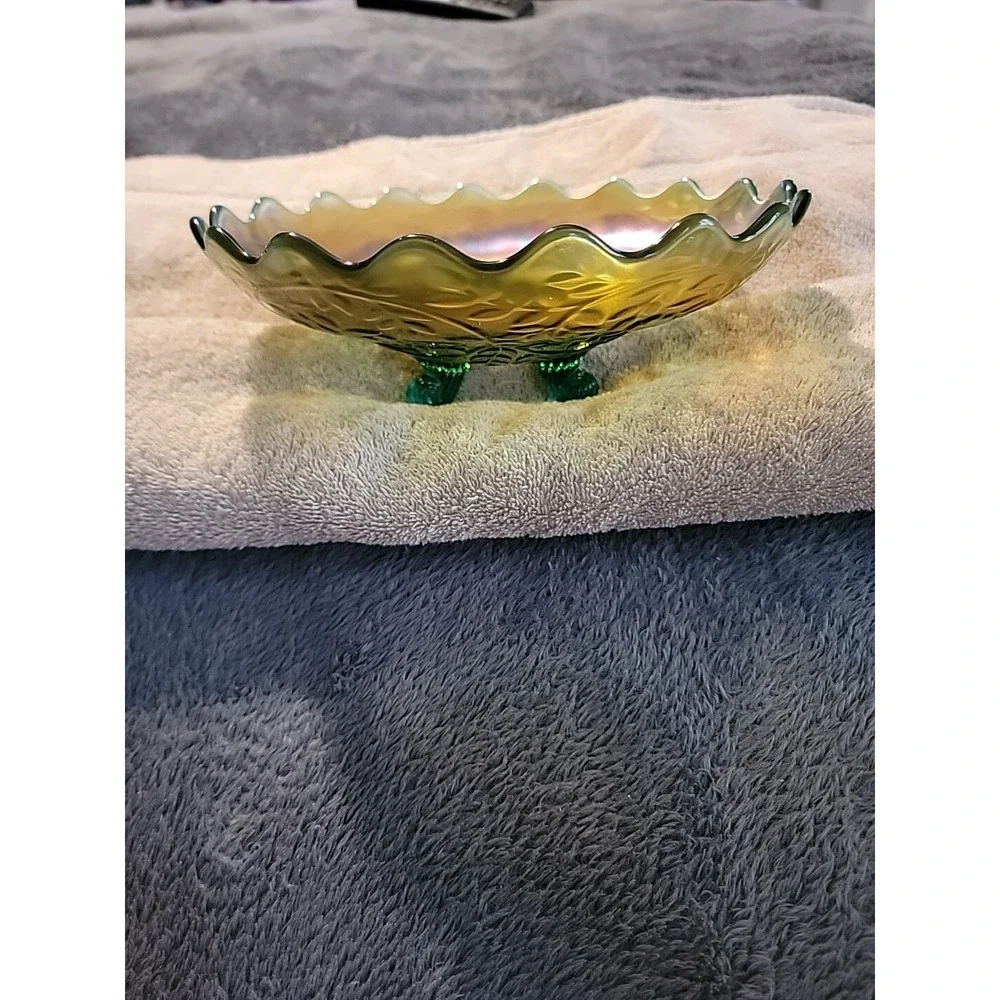 Gorgeous Westmoreland Glass Carnival Louisa Footed Bowl Green Glass
